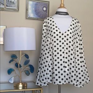 Beautiful V neck top.